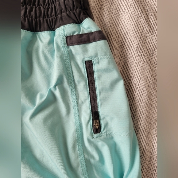 Lululemon Run Tracker Skort - Picture 3 of 6